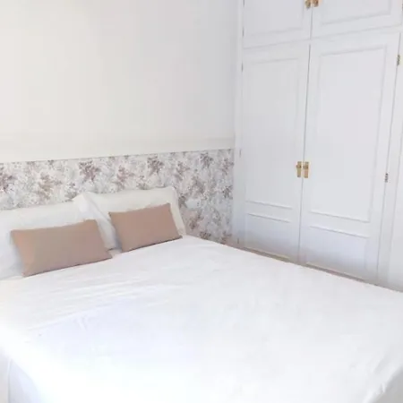 Apartment 3 Bedrooms Next To Puerto Banus Marbella